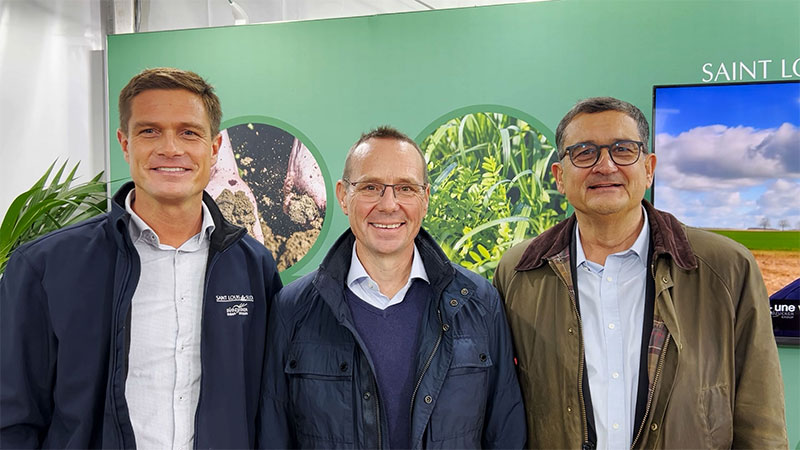 De gauche à droite : Thomas Nuytten, directeur betteravier Saint Louis Sucre, docteur Stefan Streng, président du Conseil de surveillance Südzucker et François Verhaeghe, président de Saint Louis Sucre.